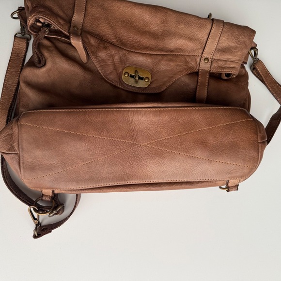 Bayside Italian Leather Large Soft Brown Leather Turnlock Cotton Lined Backpack‎ main image 13
